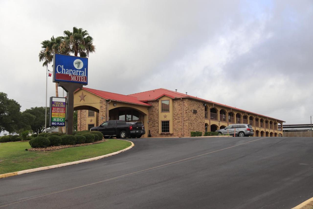Chaparral Motel Hallettsville Exterior foto